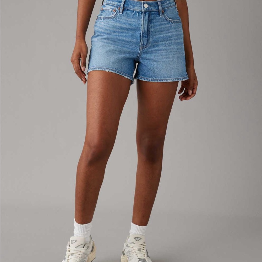 AE Strigid Super High-Waisted Relaxed Denim Short